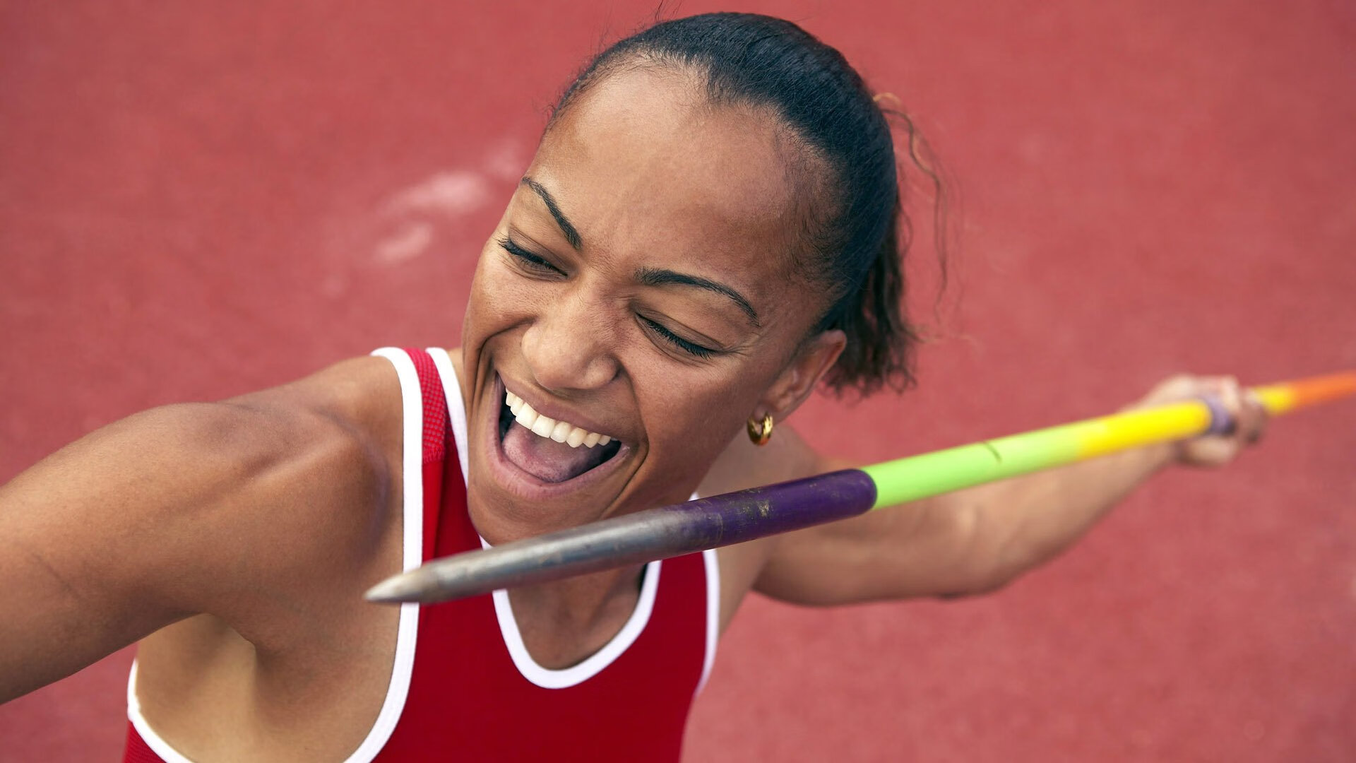 随机“中国女足在国际赛中表现优异，排名持续上升”，中国女足队员获国际足联