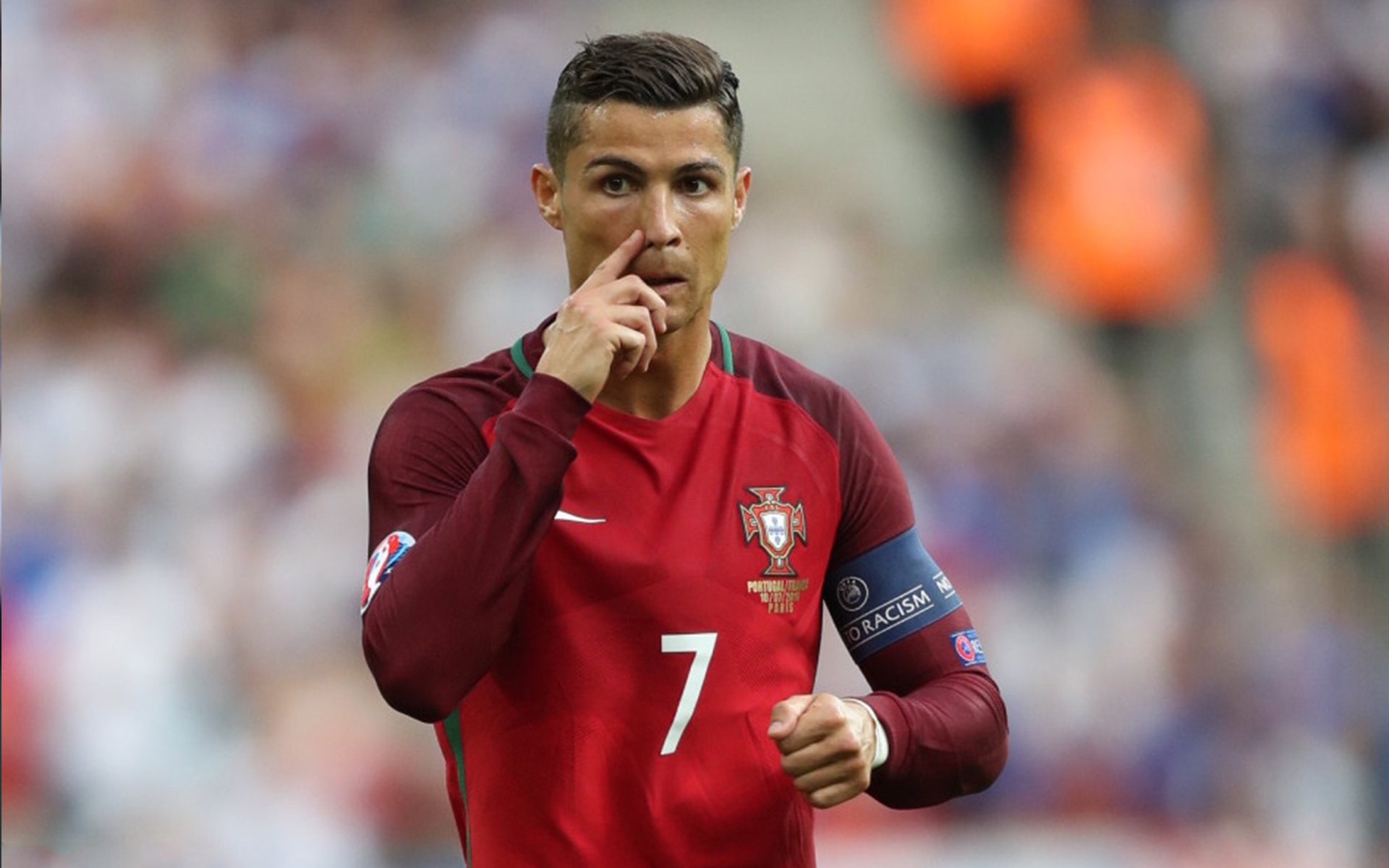 随机“我们用热情融化寒冷”——塞内加尔球迷雪中齐跳萨布尔舞,塞内加尔运动员